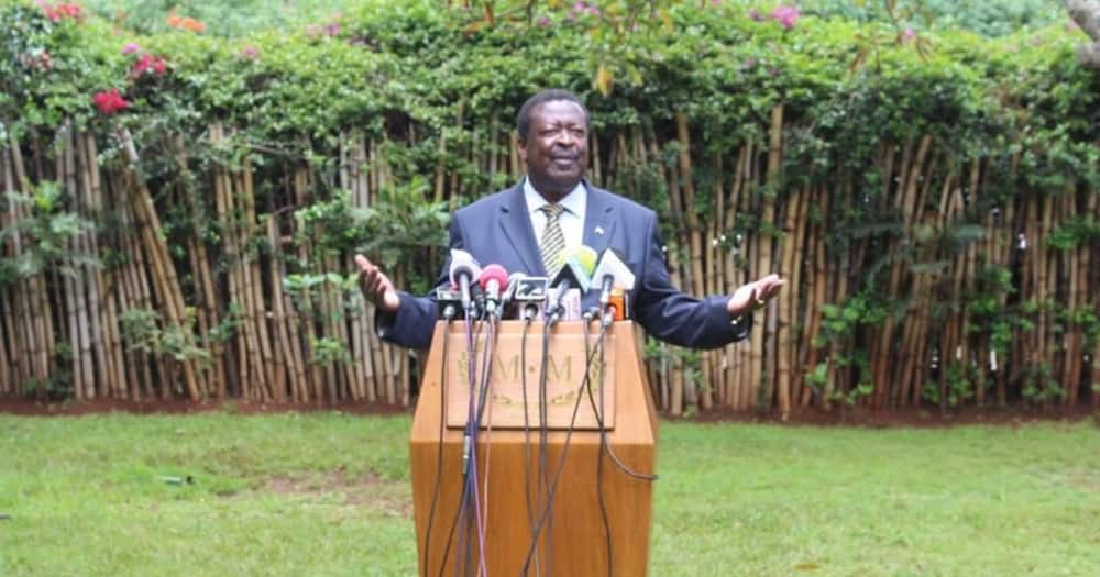 Musalia Mudavadi forced to address supporters on roadside after police stop rally