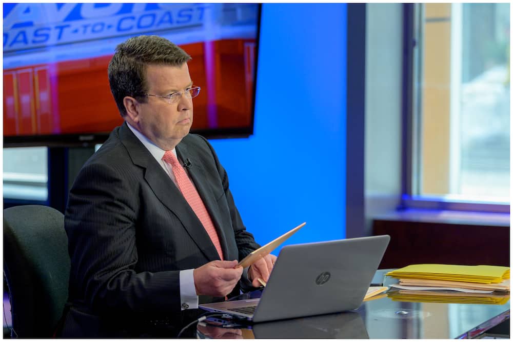 How much do Fox News anchors?