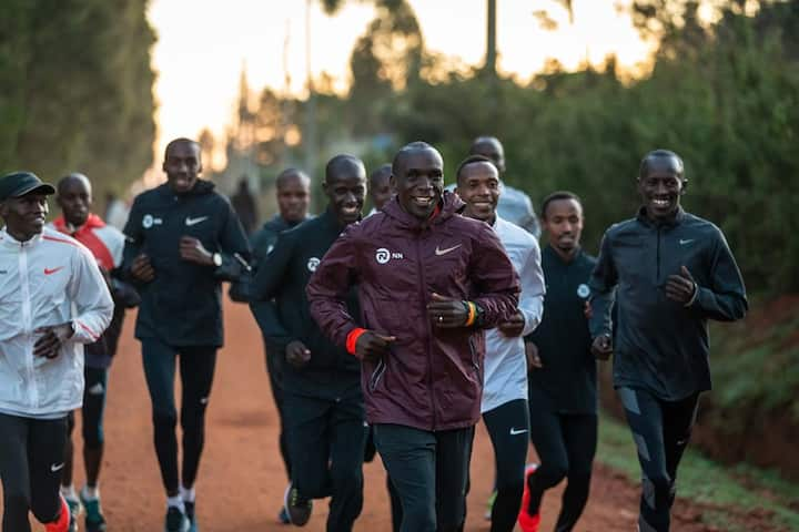 Eliud Kipchoge: World's greatest marathoner rules out retirement ...