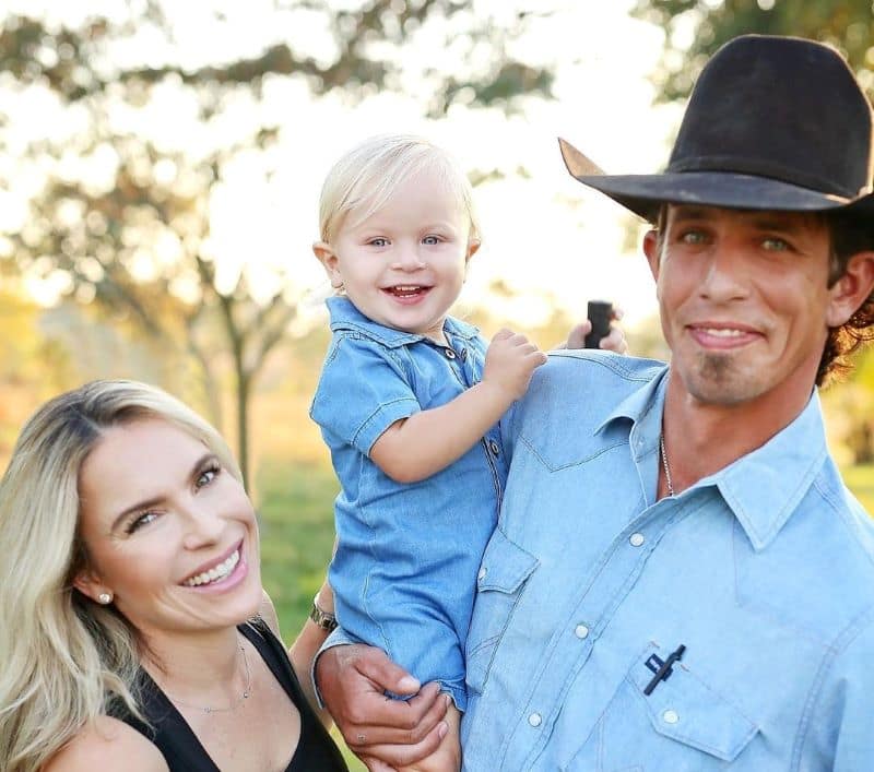 Meet J. B. Mauney s wife Samantha Lyne Parents background net