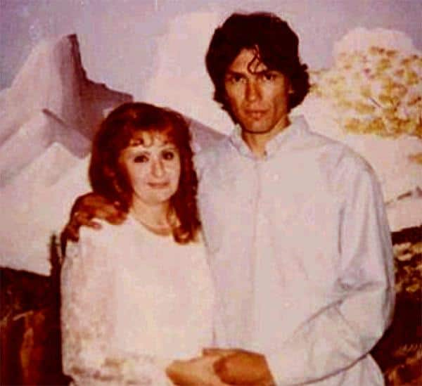 Doreen Lioy: Richard Ramirez wife facts, family, where is ...