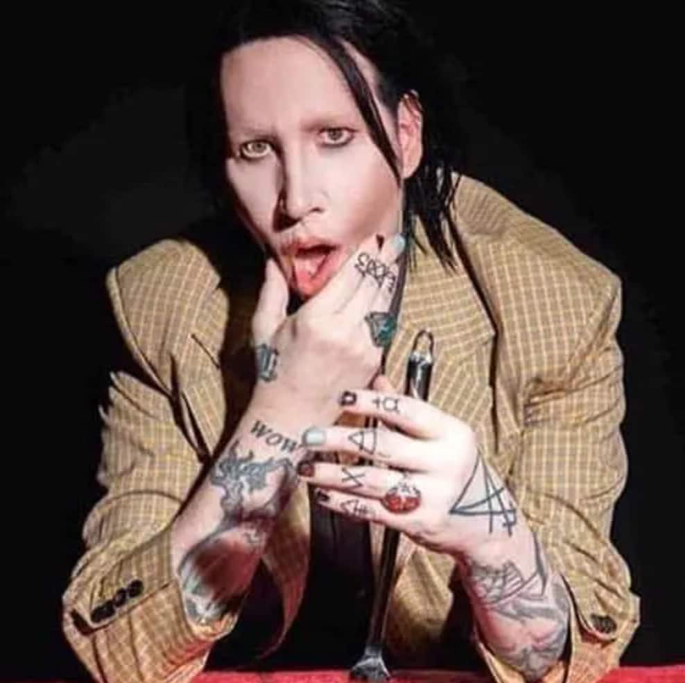 Marilyn Manson With No Makeup: Photos – Hollywood Life