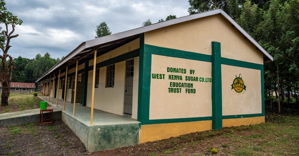 West Kenya: Sugar miller donates KSh 4.5M building to local school with dilapidated classrooms