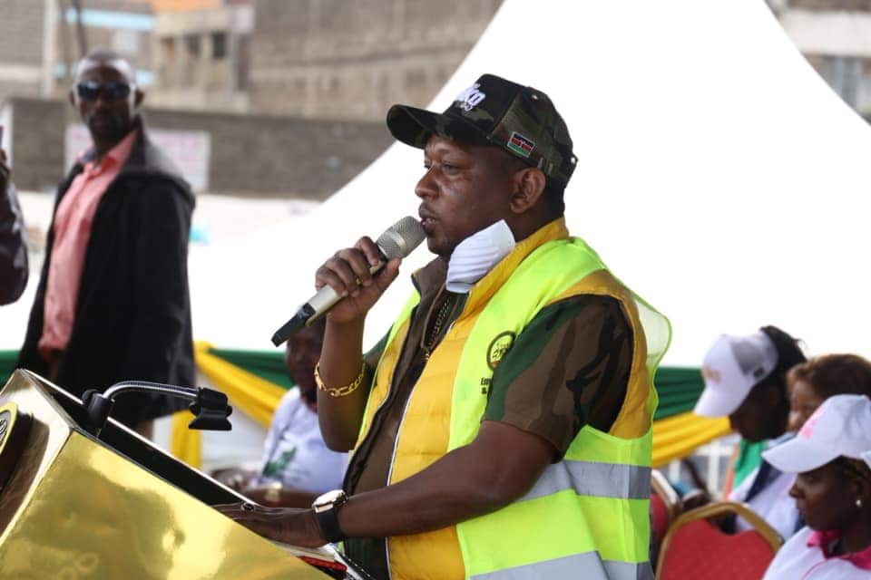 Mike Sonko asks Nairobi motorists not to worry about parking fee