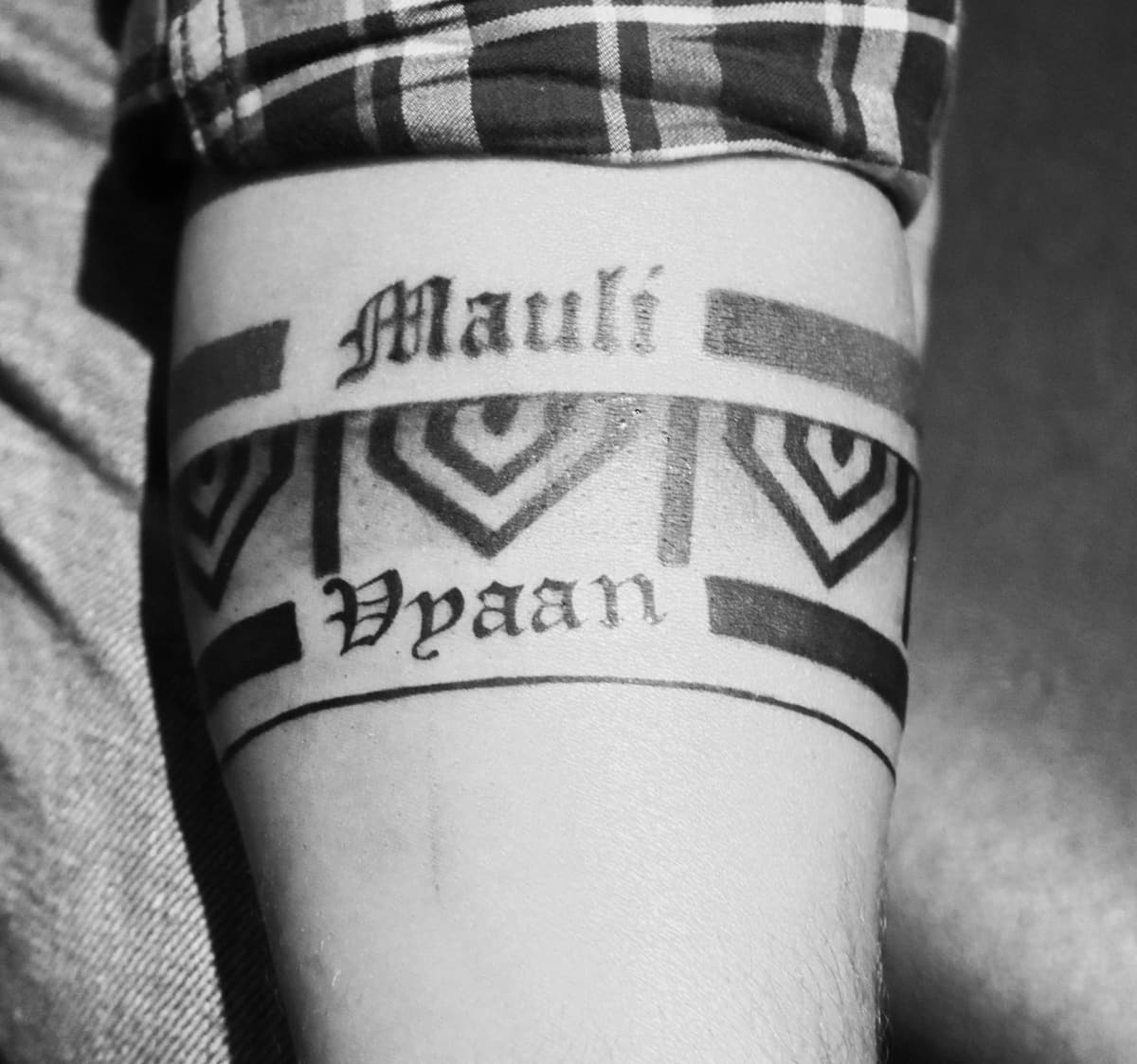 Sagar Kamuni | band tattoo 🖤 #art #armband #artist #artistsoninstagram  #artistsofinstagram #awesome #artline #tattoo #tattooideas #tattooartist  #tatt... | Instagram