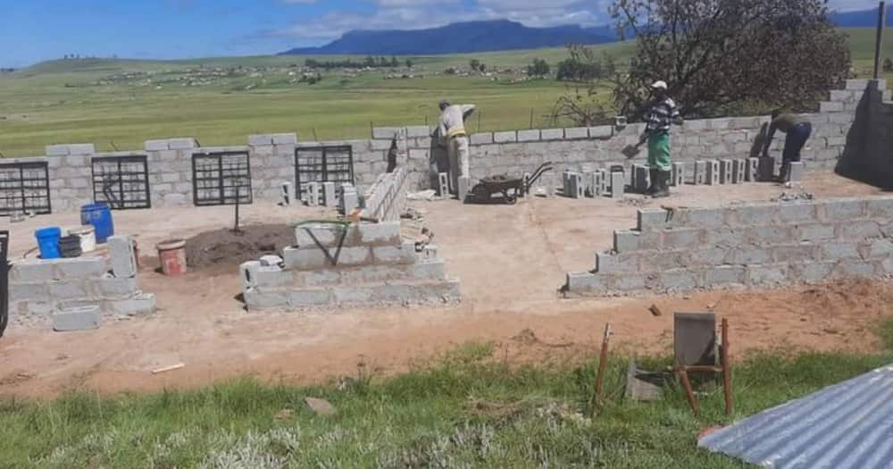 Parents Build Classrooms for Kids, Leaves SA Inspired and Frustrated