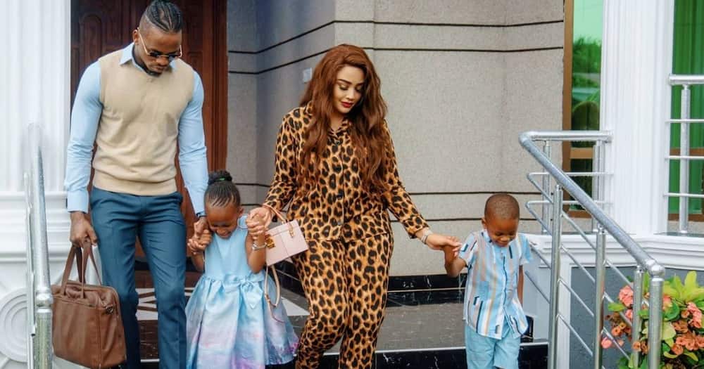 I block! Zari Hassan warns negative fans after sharing photos with baby daddy Diamond