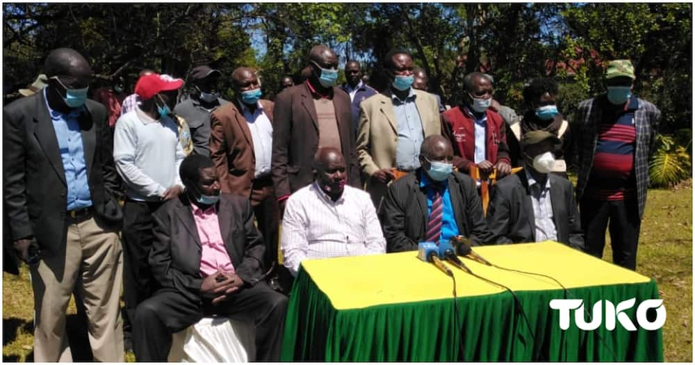 A section of elders address the press at Kenmosa Village Resort in Eldoret. Photo: Ben Kerich