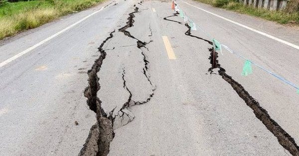 Naivasha-Mai Mahiu highway closed for motorists following 4.8 magnitude earth tremor on Sunday