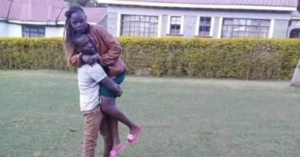 Kenyan man shares beautiful photos with lover one year after dating: "Alikuja kuomba chumvi"