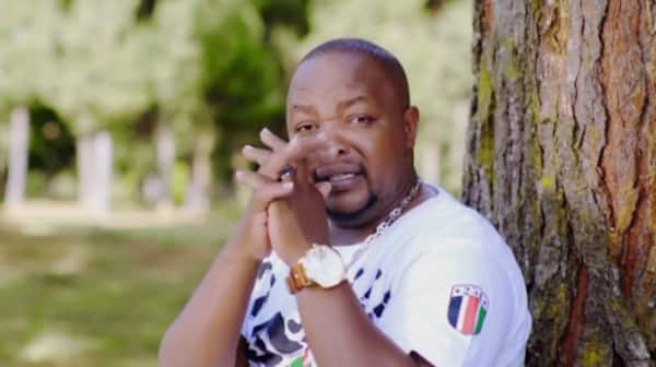 Muigai Wa Njoroge: Kikuyu mucisian unleashes hit song criticising Uhuru's govt, dynasties