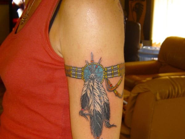 Indian bracelett tattoo | Indian feather tattoos, Feather tattoos, Ankle bracelet  tattoo