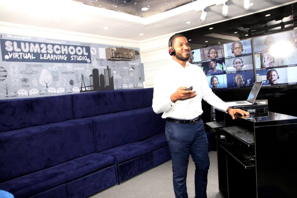 Man who gave up being doctor, banker builds virtual class for 948 kids in Africa