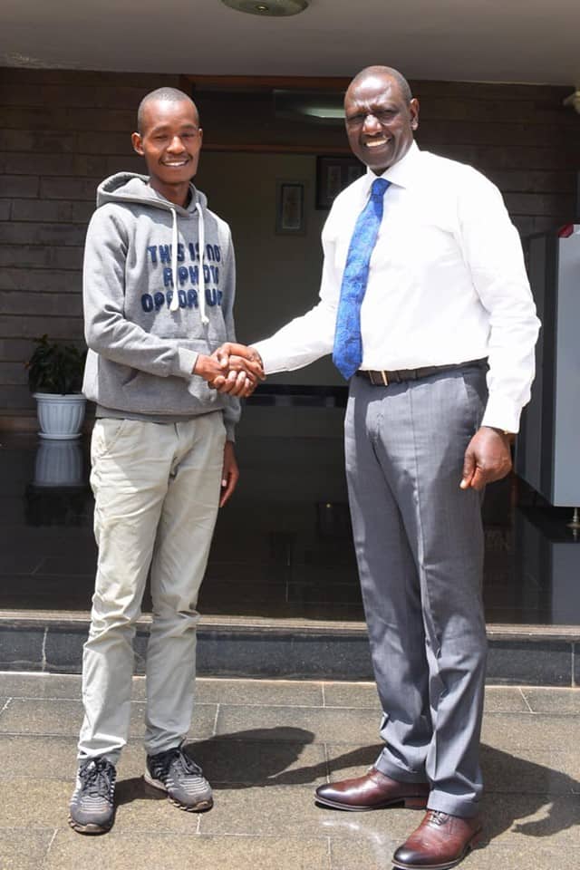 William Ruto offers full scholarship to Egerton University student from humble background