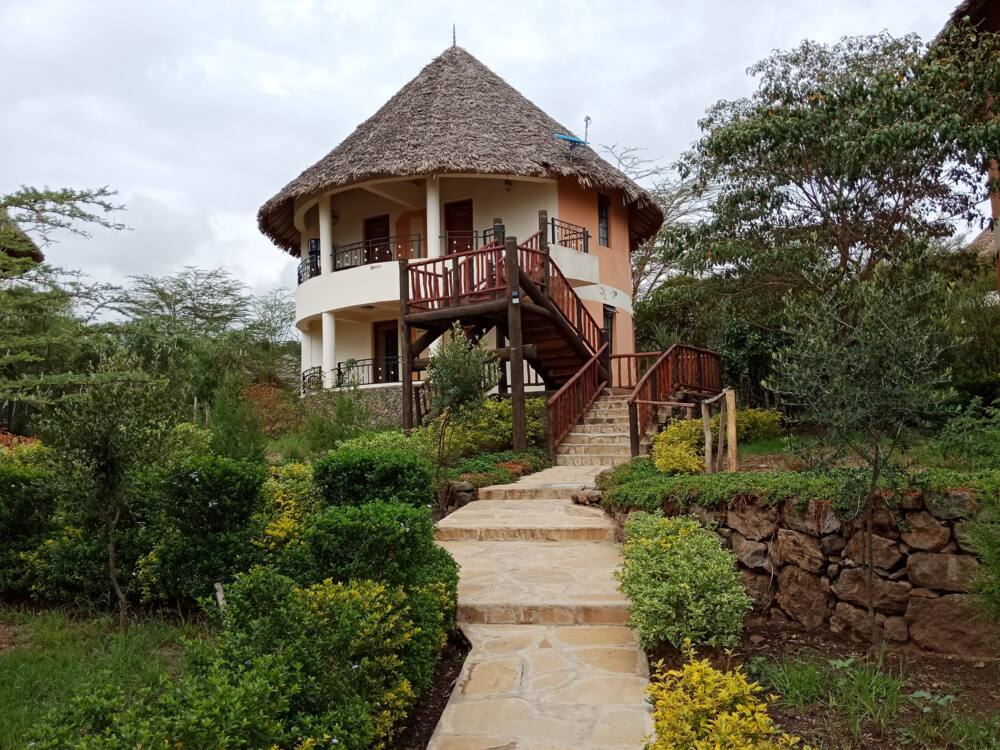 romantic places for couples to visit in Nakuru