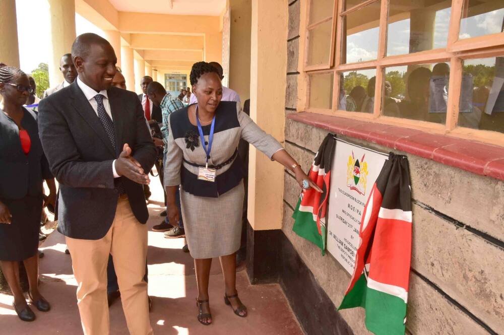 Ruto turns to CDF projects as Uhuru sidelines him over perceived dishonesty