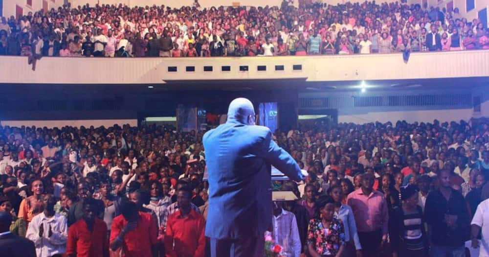 Pastor Pius Muiru preaching to his congregants. Photo: Maximum Miracle Center.