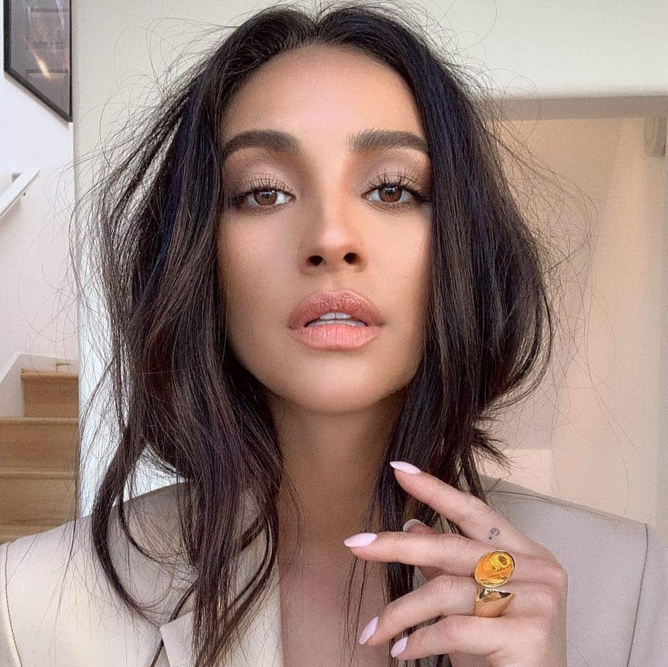 Shay Mitchell net worth, daughter, parents, boyfriend, is she Indian?