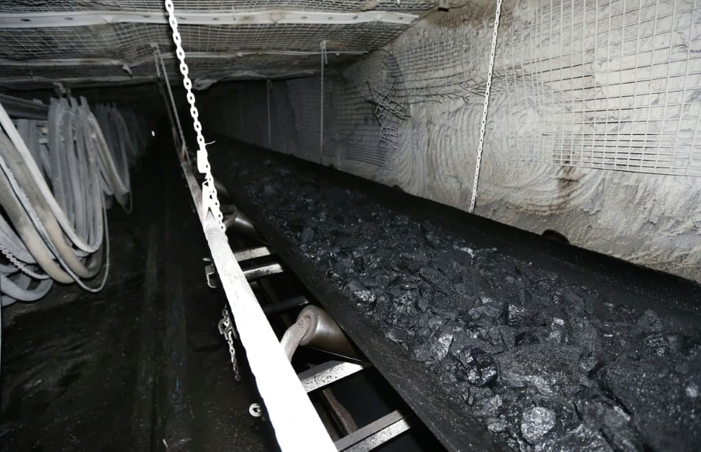 US ends leasing in its largest coal-producing region