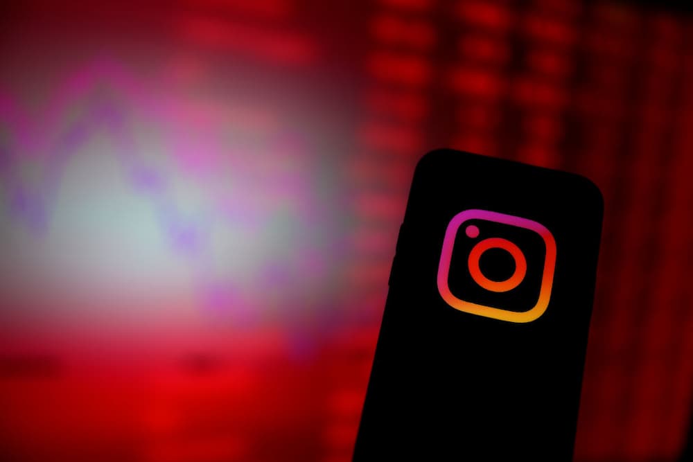 Why is my Instagram black? The reason and how to fix it - Tuko.co.ke