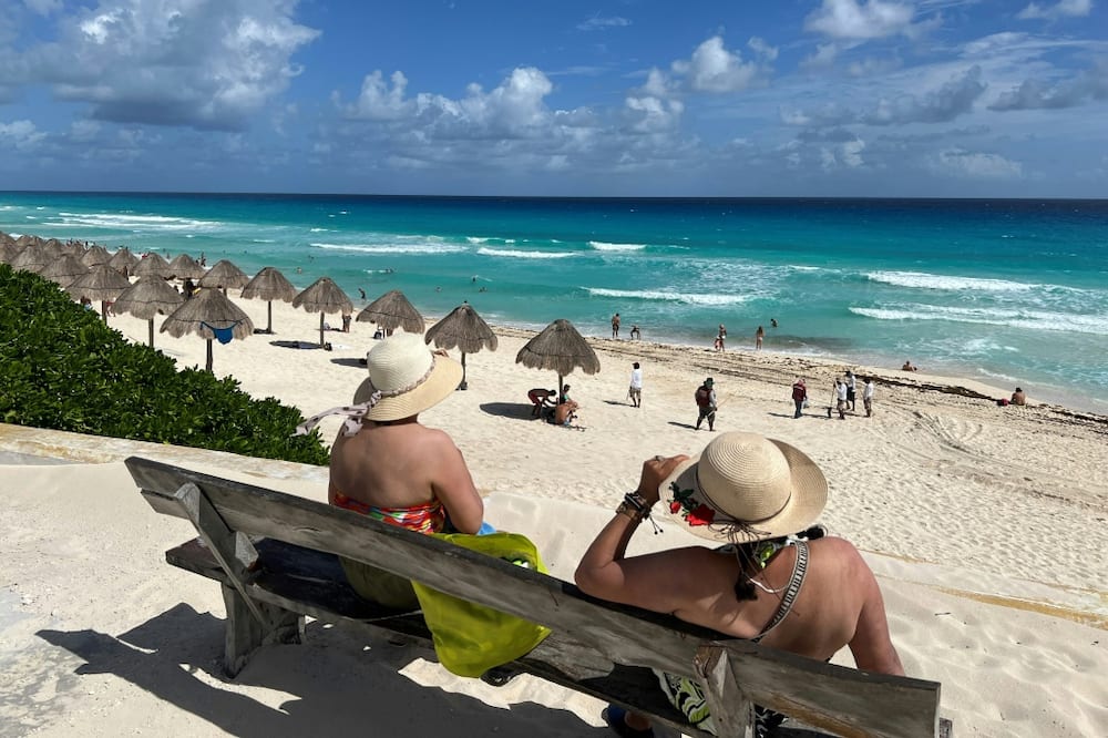 Mexico's Caribbean resort of Cancun welcomes 30 million tourists a year