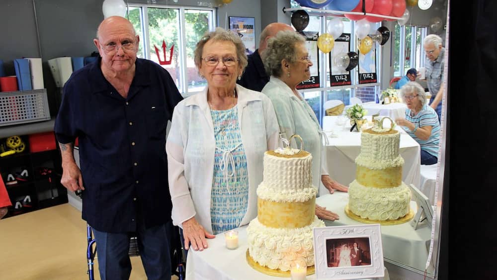 Couple married for 53 years die minutes apart from COVID-19 while holding hands