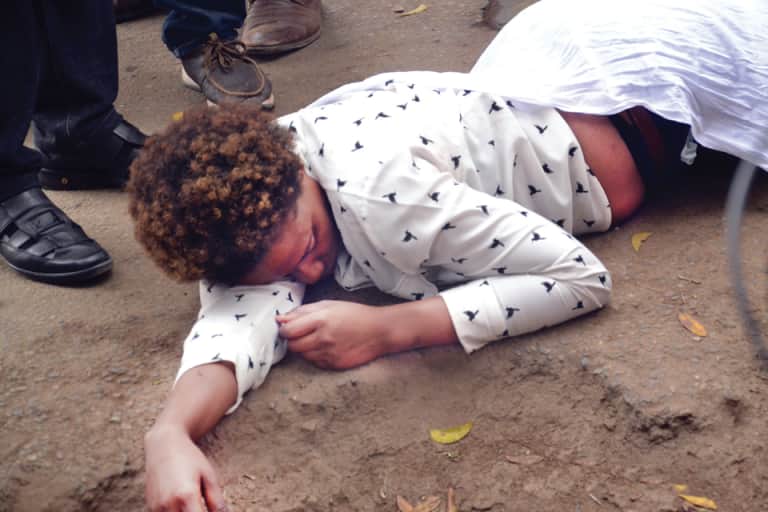 Woman collapses while begging married man to be her lover