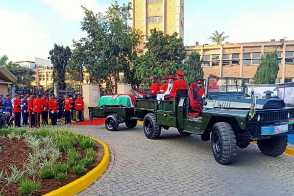 Daniel Moi: Late ex-president's body arrives at Parliament buildings, Uhuru to lead public in viewing