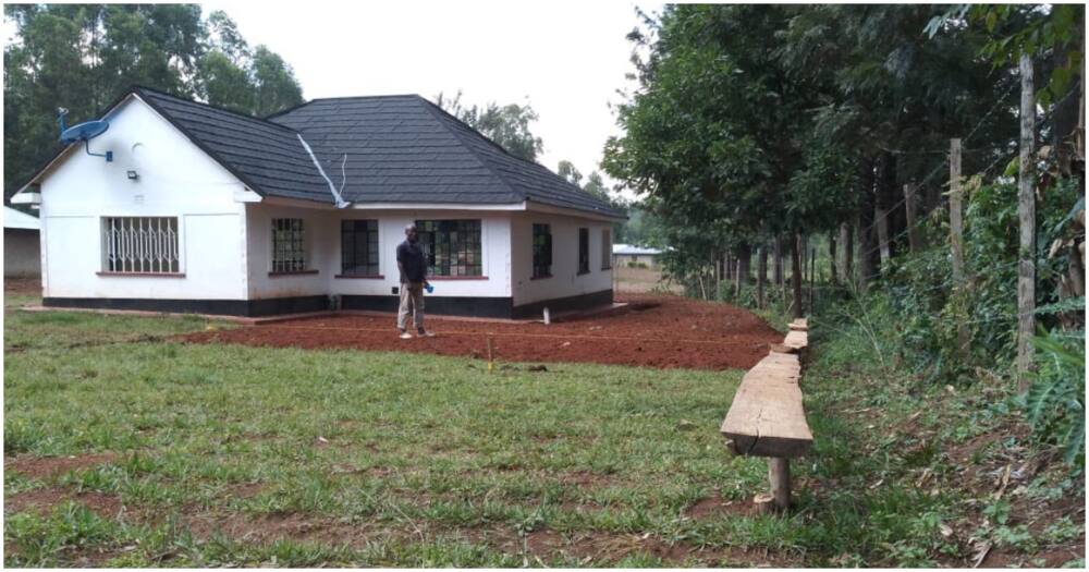 Mbunge Peter Salasya Aanika Jumba Lake la Kifahari, Awashukuru Wanakijiji