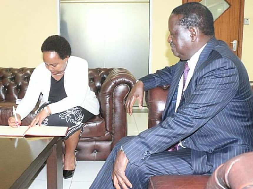 Anne Waiguru meets Muthama to reconcile after withdrawing ...