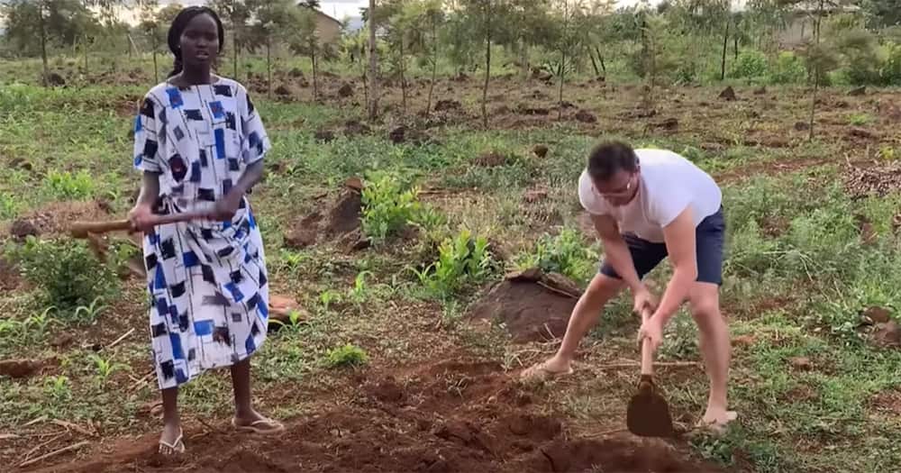 Mzungu digging.