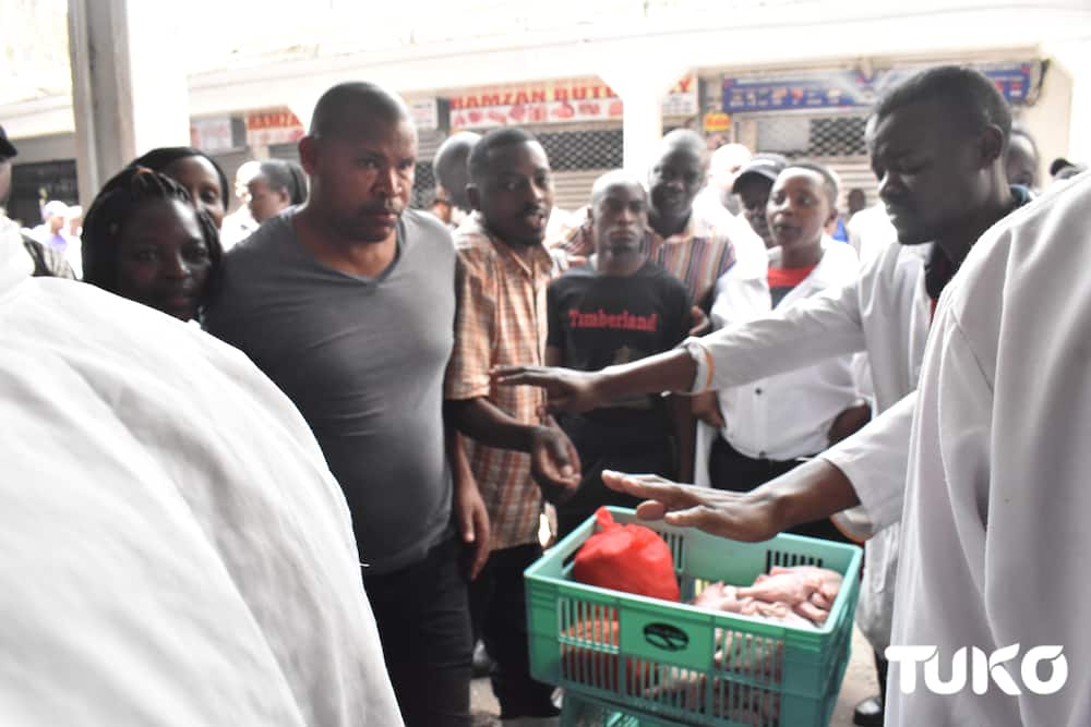 City Market traders shut down businesses to protest invasion by hawkers