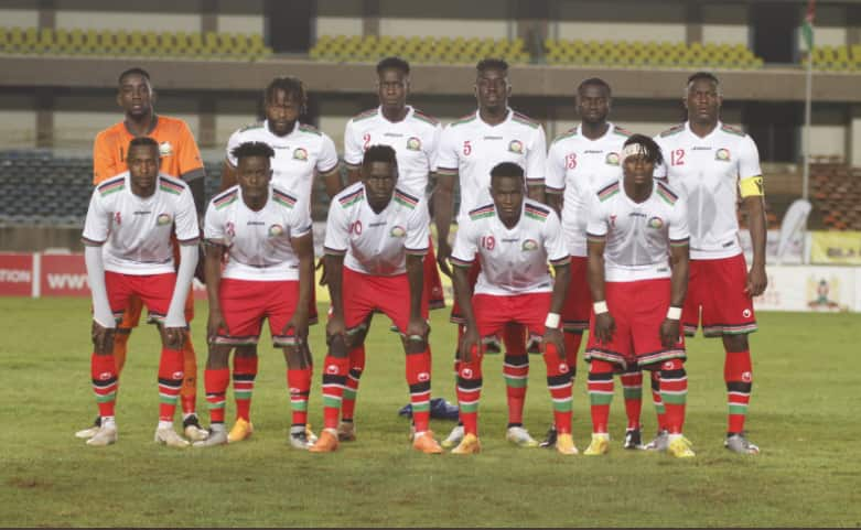 Harambee Stars squad posses for a photo during a past match. Photo: Twitter/@Harambee_Stars.