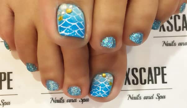 Mermaid nail design