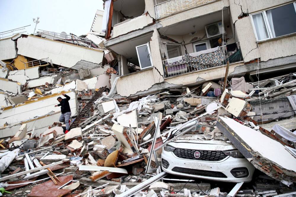 Turkey Quake in Photos: 7 Emotional Images from Earthquake That Killed ...