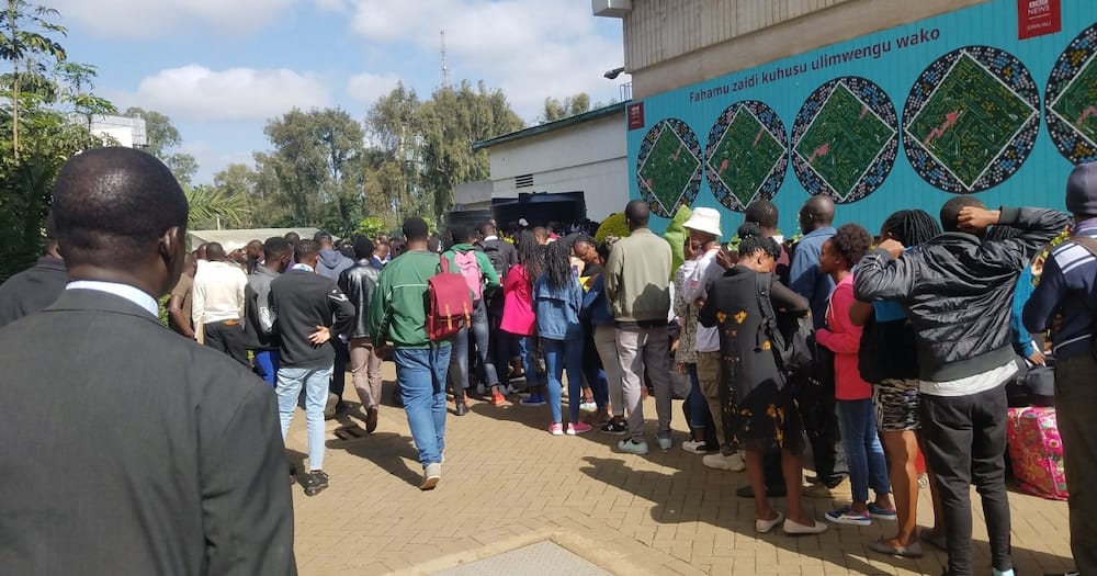 A section of UoN students ahead of a graduation ceremony in 2022. Photo: NUARSA.