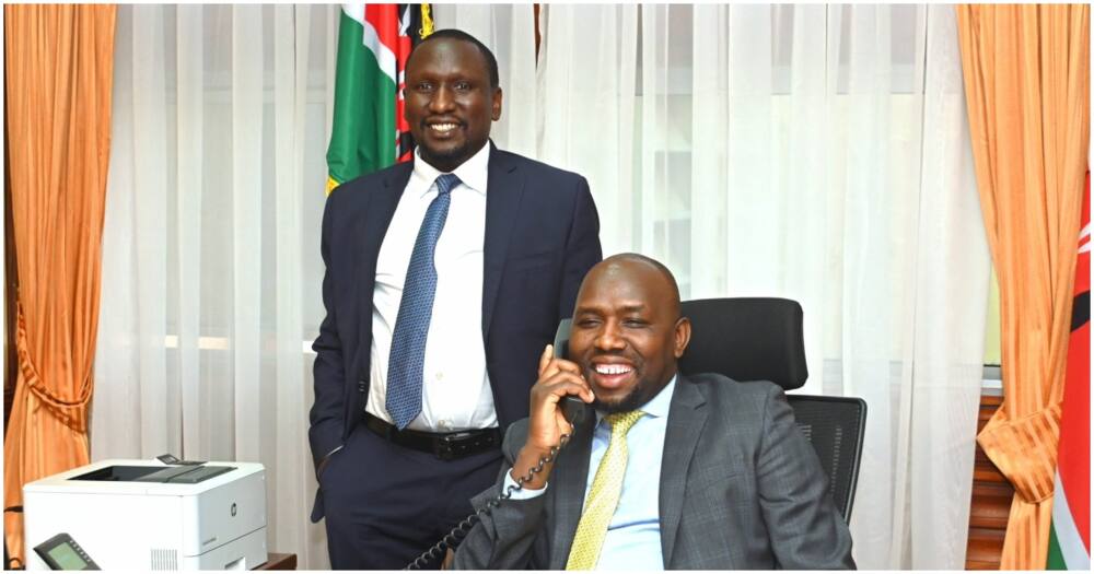 Kericho senator Aaron Cheruiyot (r) and Kipchumba Murkomen. Photo: Kipchumba Murkomen.