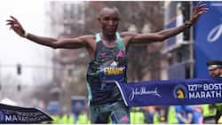 Kenyans Ask 2023 Boston Marathon Winner Evans Chebet Not to Struggle With English Interview: "Speak Kiswahili"