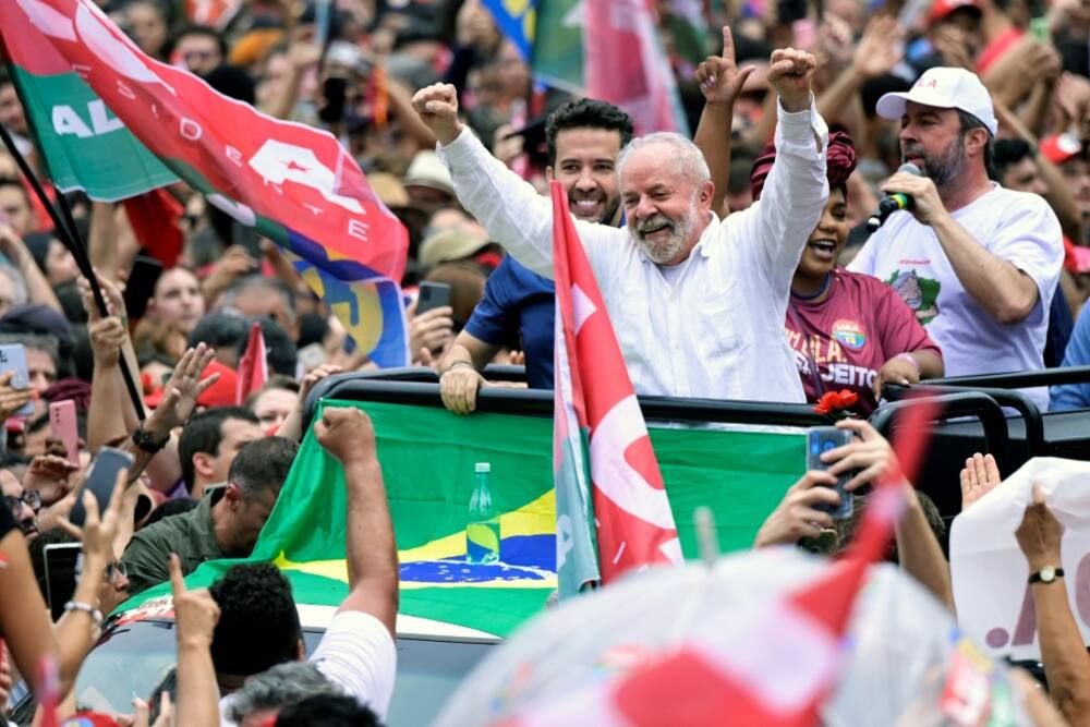 Brazil's former President (2003-2010) and presidential candidate for the leftist Workers Party (PT) Luiz Inacio Lula da Silva faces a hostile Congress if he wins the election