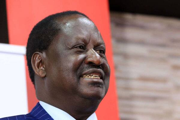 Raila Odinga amsaka kijana wa kidato cha 3 aliyemuokoa kutoka kwa makucha ya serikali