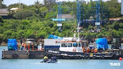 Kenya Navy divers retrieve body of man whose car plunged into Indian Ocean