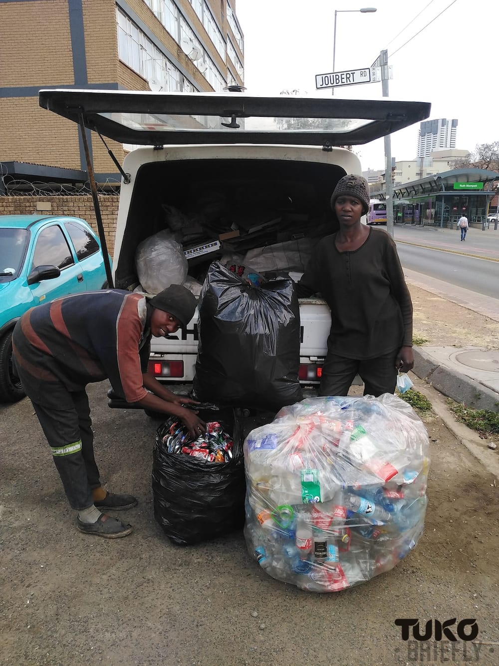 Exclusive: Meet the Sunnyside Twin Sisters Who Turned Trash Into Cash