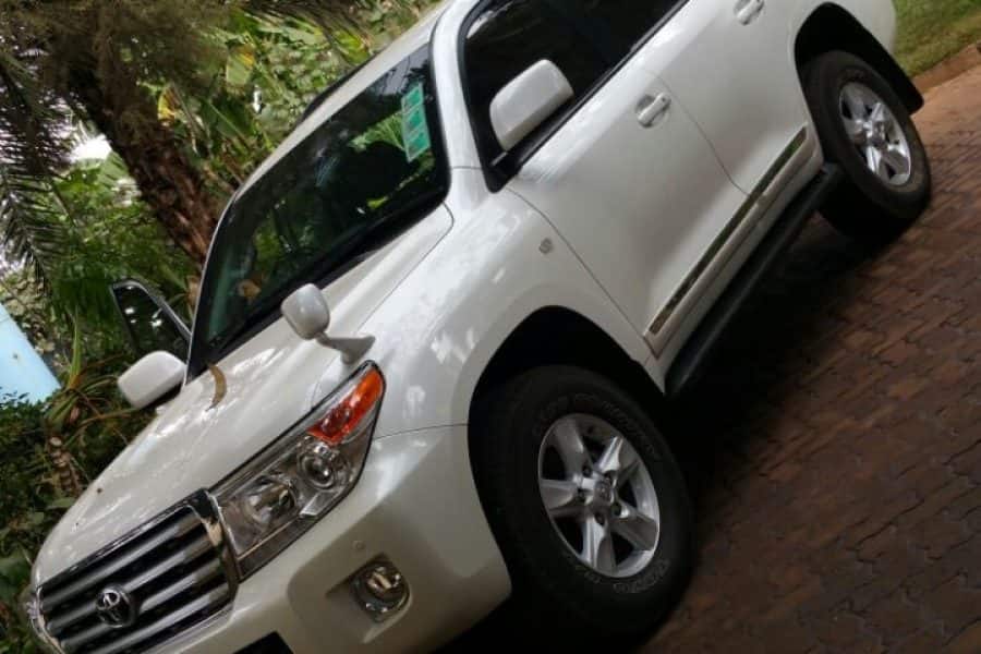 City driver vanishes with ex Wajir senator's KSh 2.1 million, abandons car at Nyayo House