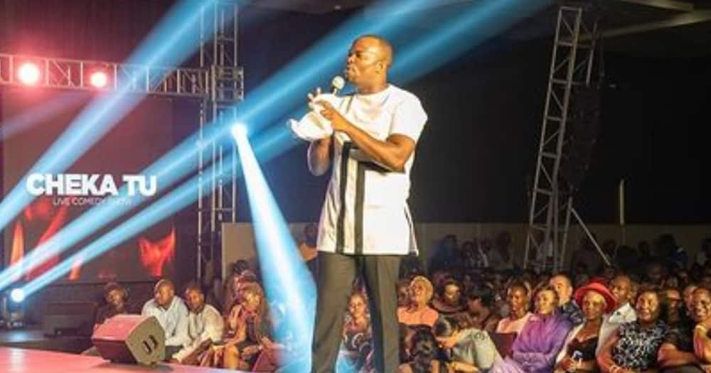 MC Jessy leaves Tanzanians in stitches at Diamond sponsored comedy event with hilarious backside joke