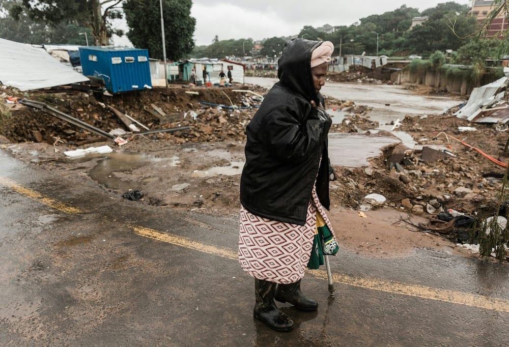 Floods and an energy crisis put an end to two consecutive quarters of growth in South Africa