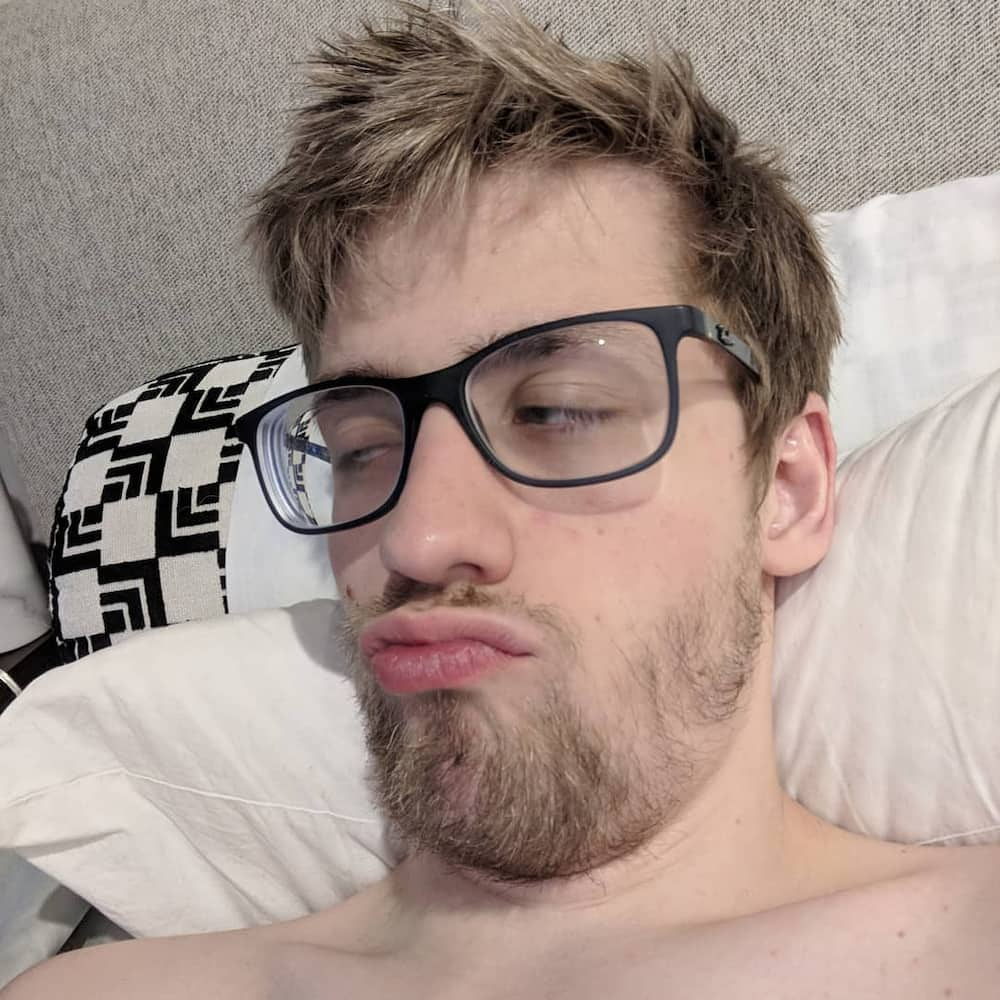 how much does Sodapoppin make