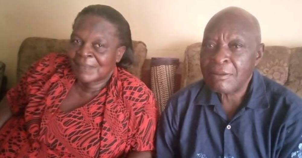 Couple advises younger generation on frugal weddings and marriage life.