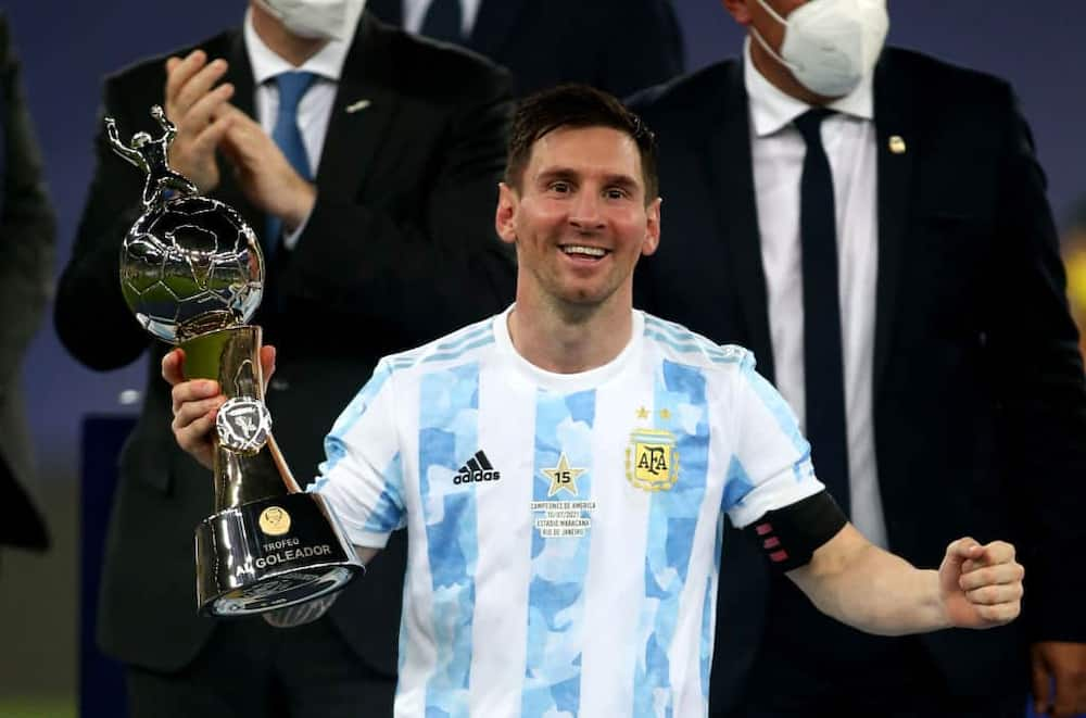 Lionel Messi showing off his top scorer's award after finishing as the highest goalscorer at this year's Copa America. Photo by MB Media.