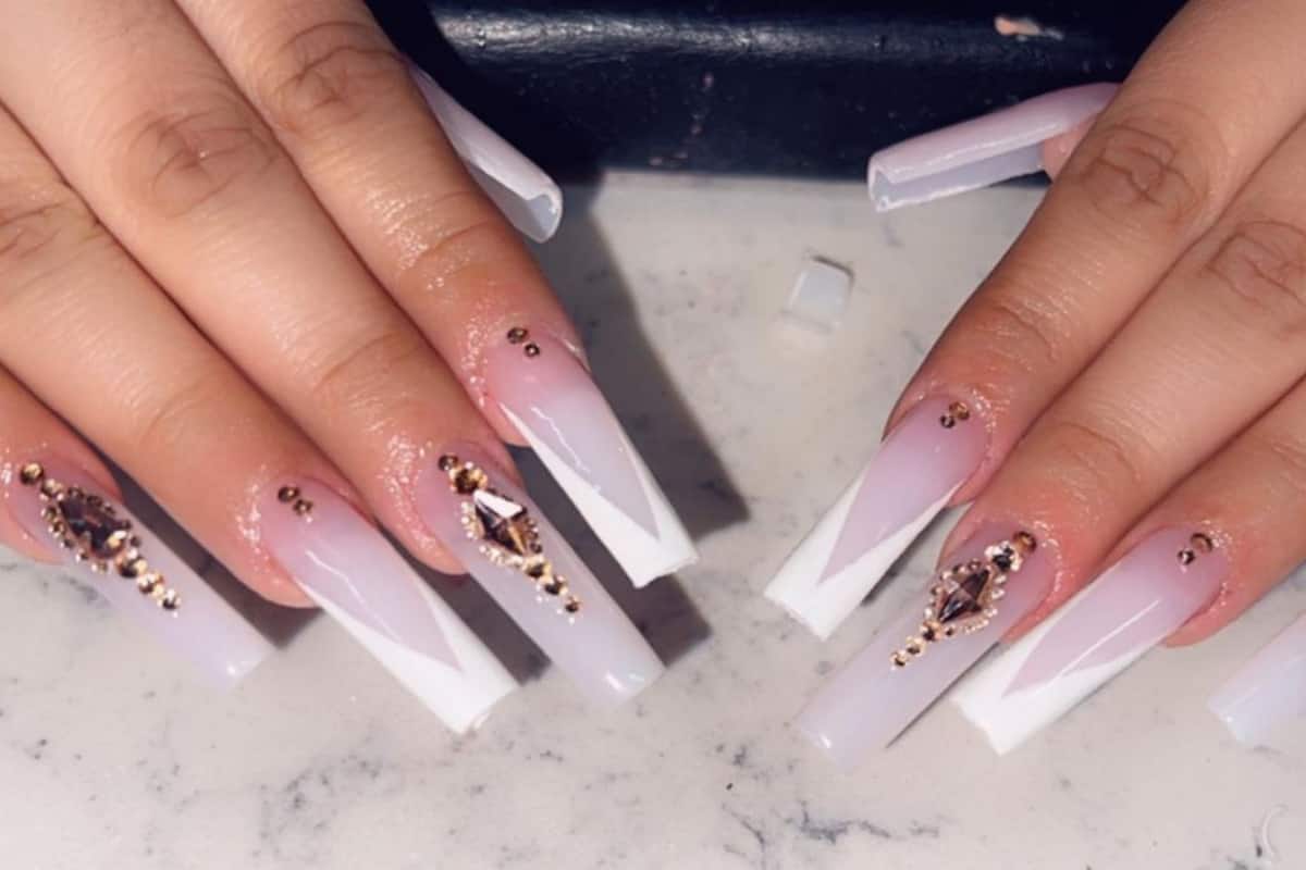 Amazon.com: SINSEN French Tip Press on Nails Pink Square Fake Nails, Nude  Acrylic Nails with Rhinestones Frosted Medium Length Glue on Nails, Sweet Nail  Art Decorations Full Cover Stick on Nails for