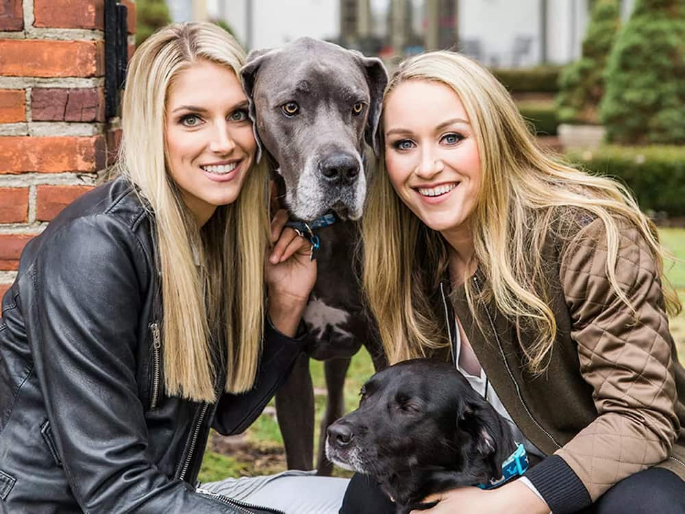 Elena Delle Donne and Amanda Clifton